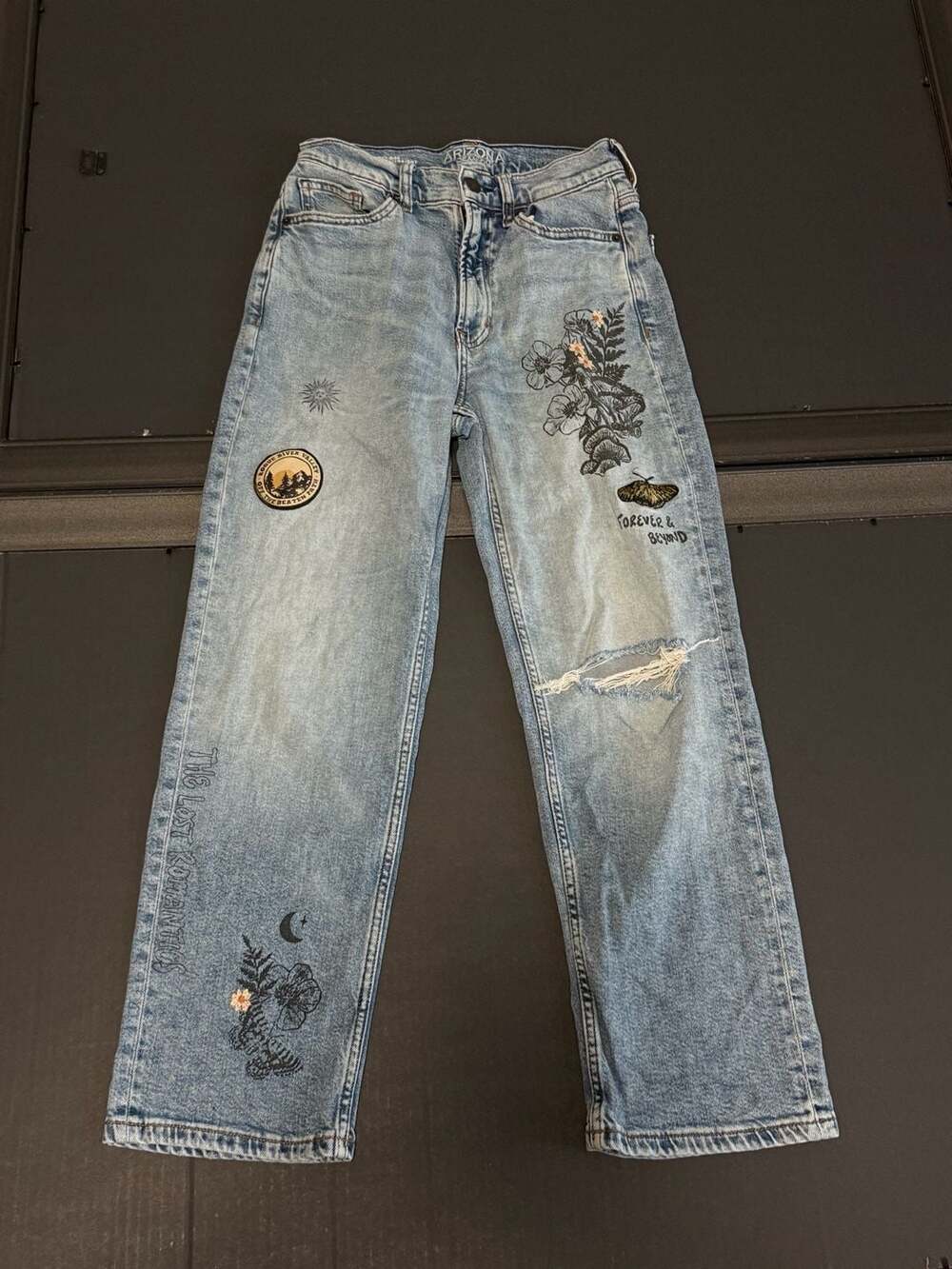 Arizona Jean Co. Highest-Rise Vintage Straight Jeans with Graphic Patches and Em - Picture 1 of 6